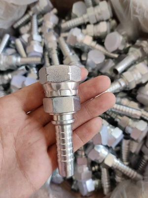 Good price Carbon Steel Raw Material Forklift Reusable Hydraulic Hose Fittings Female Male Hydraulic Hose Ferrule Fittings online