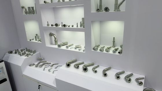 Customized Thread Adapter/Hydraulic Hose Fittings Hydraulic Hose Ferrule Fittings Equal Shape 1/4” straight, 45°, 90° Different Size